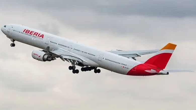 Imagem de Iberia vai realizar voos diretos regulares entre Madrid e Madeira durante todo o ano (áudio)