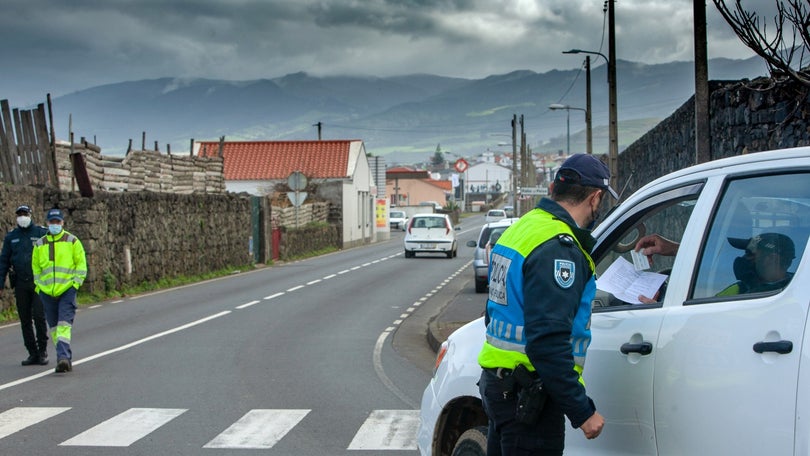 Açores com 12 novos casos