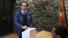 Imagem de Albuquerque reeleito presidente do PSD/M