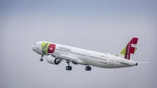 Imagem de Governo português confiante no levantamento da suspensão das ligações aéreas para a Venezuela (Áudio)