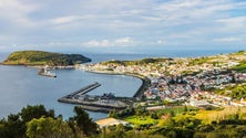 Imagem de Comandante e antigo deputado defende projeto do porto da Horta (Vídeo)