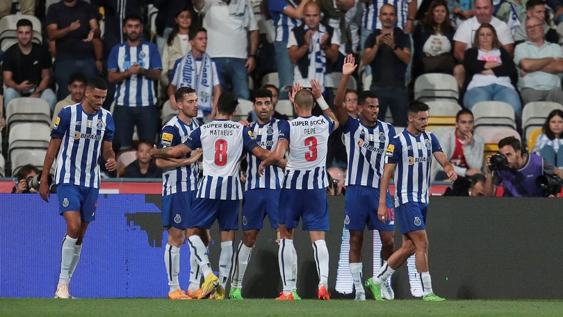Imagem de Porto de regresso à normalidade vence em Barcelos