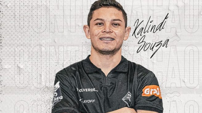 Imagem de Ex-jogador do Nacional reforça Académica
