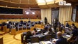 Imagem de Parlamento aprova salário mínimo de 682 euros