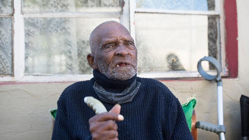 Imagem de Morreu aos 116 anos sul-africano que era um dos homens mais velhos do mundo