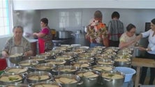 Imagem de Setecentas pessoas no almoço do Espírito Santo da Ribeira Seca (Vídeo)