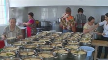 Setecentas pessoas no almoço do Espírito Santo da Ribeira Seca (Vídeo)