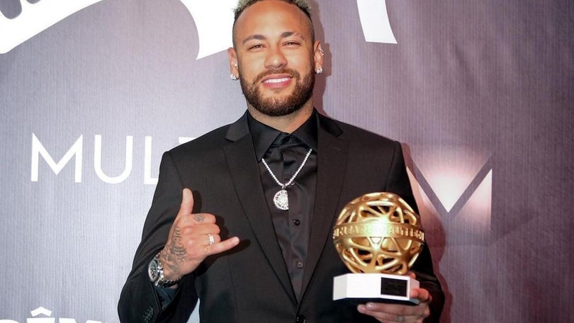 Imagem de Neymar multado em três milhões de euros por crimes ambientais no Brasil
