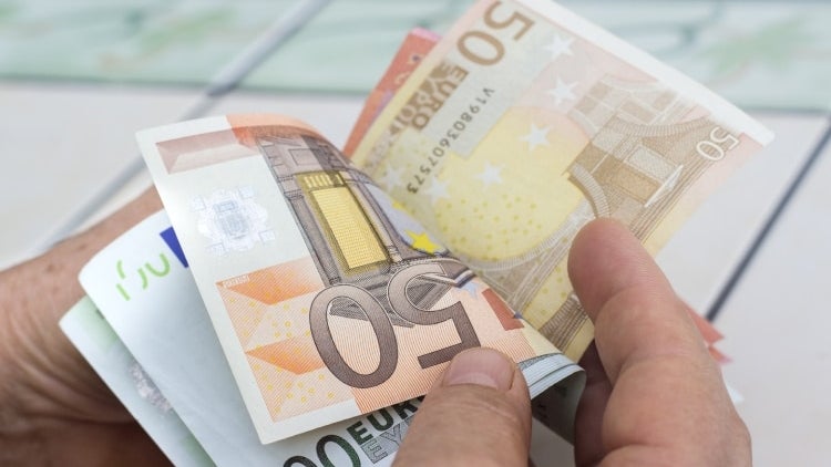 Imagem de Rendimento líquido anual na Região foi menor em 1 494 euros que a mediana nacional