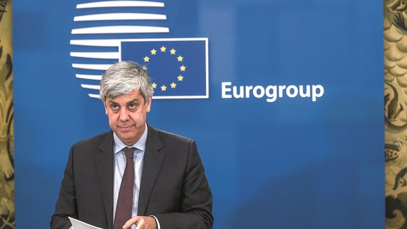 Eurogrupo elege esta quinta-feira Presidente no adeus de Centeno e estreia de João Leão
