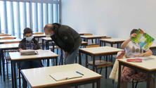 Imagem de Escolas avaliam capacidades dos alunos (Vídeo)