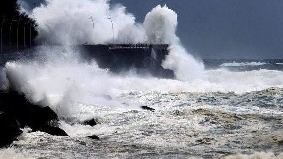 Imagem de Madeira e Porto Santo sob aviso de agitação marítima forte