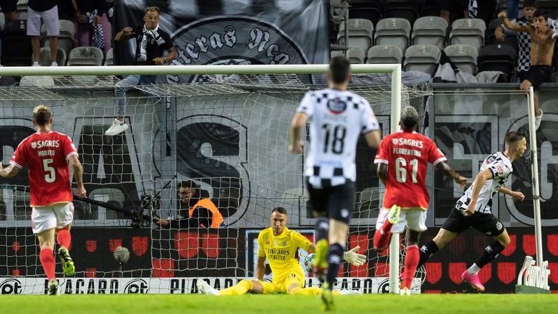 Imagem de Benfica perde no Porto com o Boavista