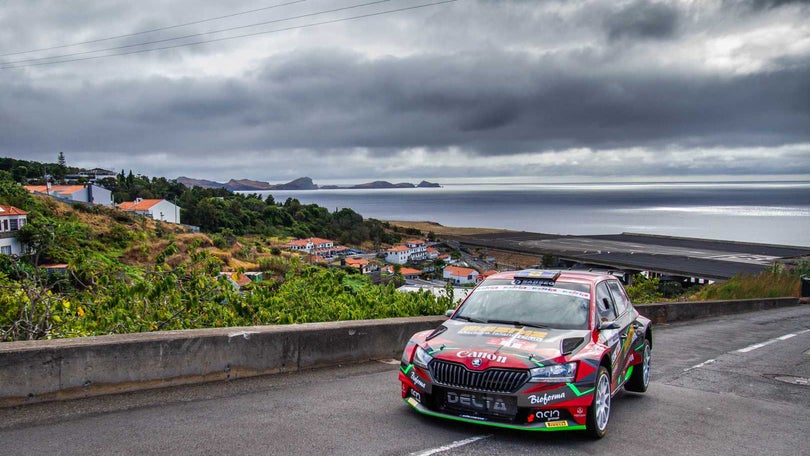 Alexandre Camacho abre estrada na primeira etapa do Rali Vinho Madeira