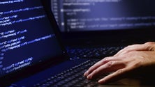 Imagem de Tribunal declara inconstitucionalidade de acesso a emails sem ordem de juiz