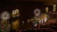 Milhares de pessoas assistiram ao fogo de artifício no Funchal (vídeo)
