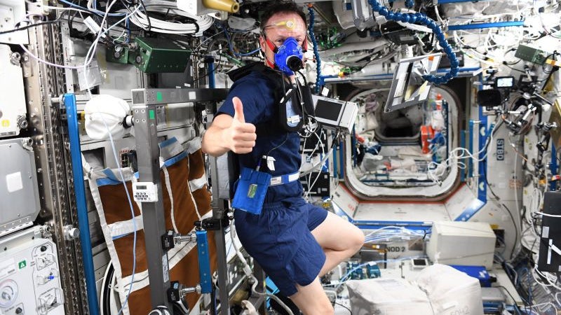 Voar para o espaço será normal dentro de 100 anos