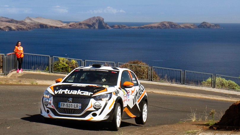 Imagem de Artur Quintal no campeonato da Madeira de ralis com o Peugeot 208 Rally4