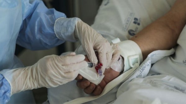 Imagem de Mais 965 casos e três mortes