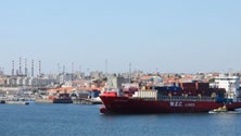 Imagem de Exportações e importações aumentam