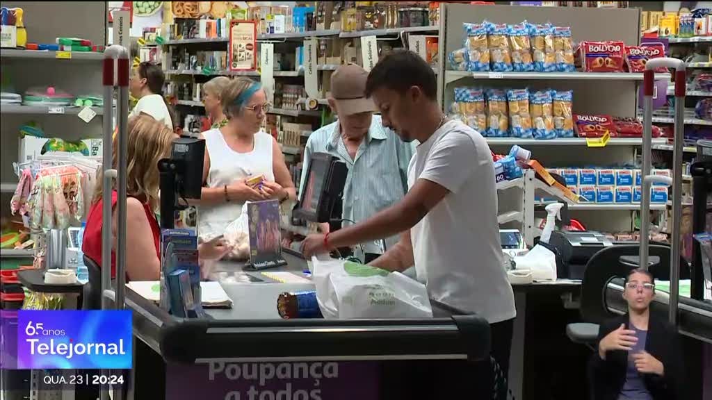 DECO alerta para créditos contraídos para rendas e supermercado