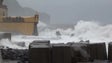 Imagem de Três pessoas feridas após queda ao mar no Funchal