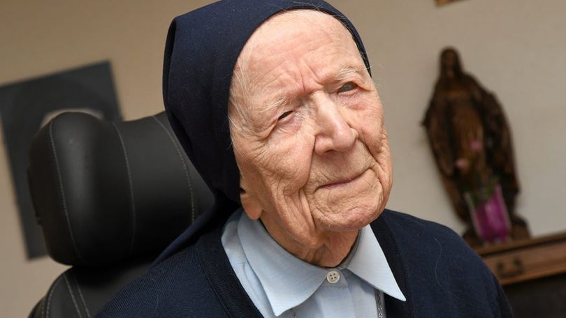 Francesa com quase 117 anos recupera da doença