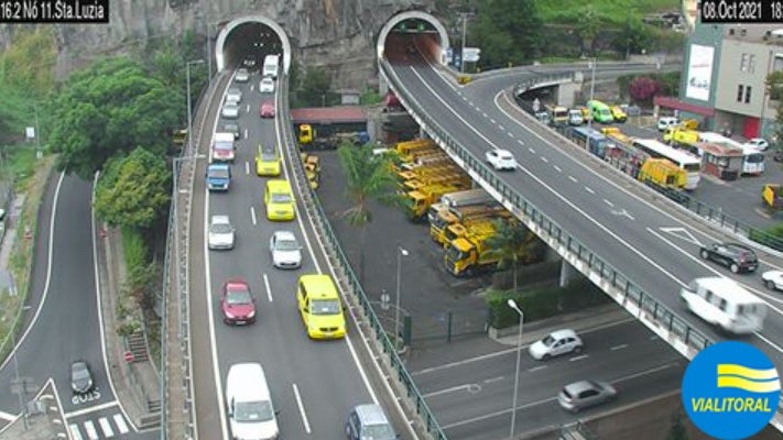 Imagem de Acidente congestiona trânsito