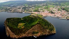 Imagem de Câmara de Angra do Heroísmo melhora estrada no Monte Brasil (Vídeo)