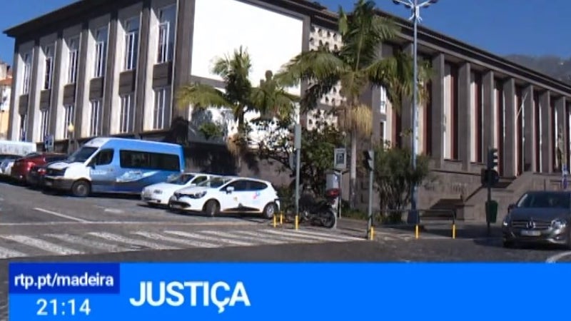 Imagem de Cerca de 85% dos oficiais de justiça da Madeira aderiram ao segundo dia de greve nacional