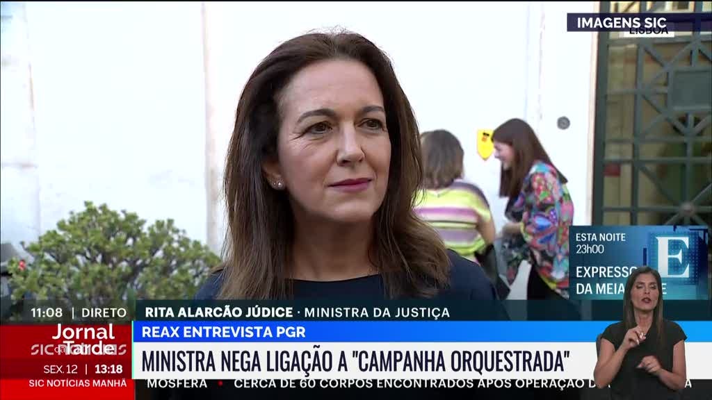 Ministra da Justiça recusa "tensão" com procuradora-geral