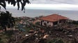 Imagem de Temporal destruiu casa e carros (vídeo)