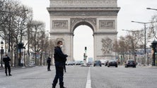Imagem de Covid-19: Casos diários aumentam novamente em França