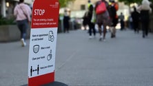 Imagem de Reino Unido continua a registar mais de 16 mil casos
