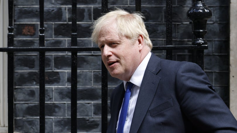 Grupo de ministros vai pressionar Boris Johnson a demitir-se