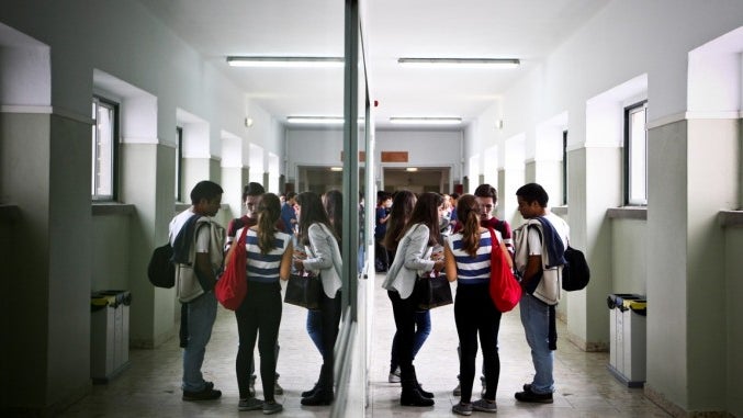 Imagem de Fusão de escolas: Curral e Fajã perdem autonomia mas não fecham