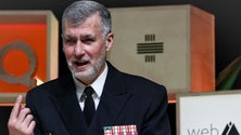 Imagem de Gouveia e Melo realça «retórica de guerra» no processo de vacinação