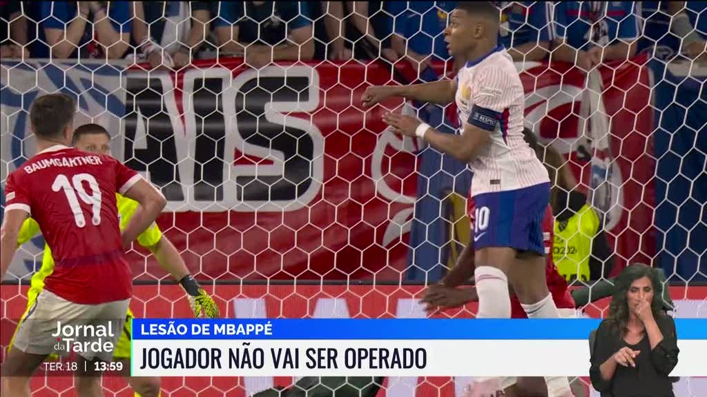 Lesão de Mbappé. Jogador não vai ser operado