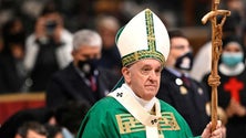 Imagem de Papa felicita Isabel II e deseja à monarca «unidade, prosperidade e paz»