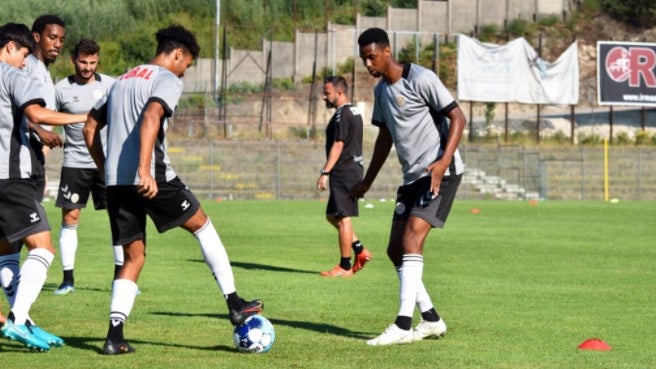 Imagem de Nacional vence Pevidém
