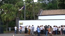 Imagem de Professores em manifestação junto ao Palácio de Sant`Ana em Ponta Delgada [Vídeo]