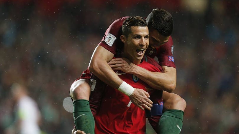 Ronaldo com nova oportunidade para igualar três golos de Eusébio em finais