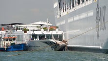 Imagem de Navio de cruzeiro perde o controlo e gera pânico em Veneza