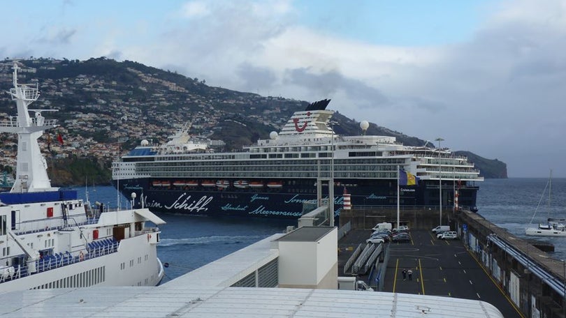 Imagem de Cancelado primeiro ‘turnaround’ do porto do Funchal