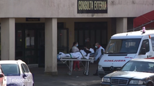 Imagem de Governo entrega viatura para transporte de doentes (Vídeo)