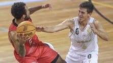 CAB vence Vitória de Guimarães por 104-90 (áudio)