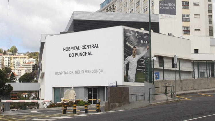 Imagem de Quatro doentes covid internados