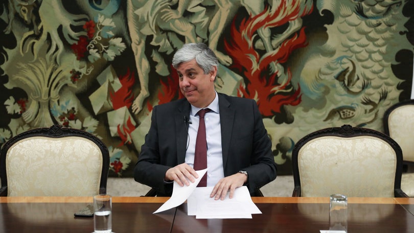 Imagem de Contas de serviços aumentaram 25%