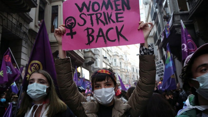 Imagem de Turquia abandona tratado para prevenir violência contra as mulheres