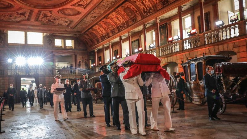 Imagem de Velório abriu ao público